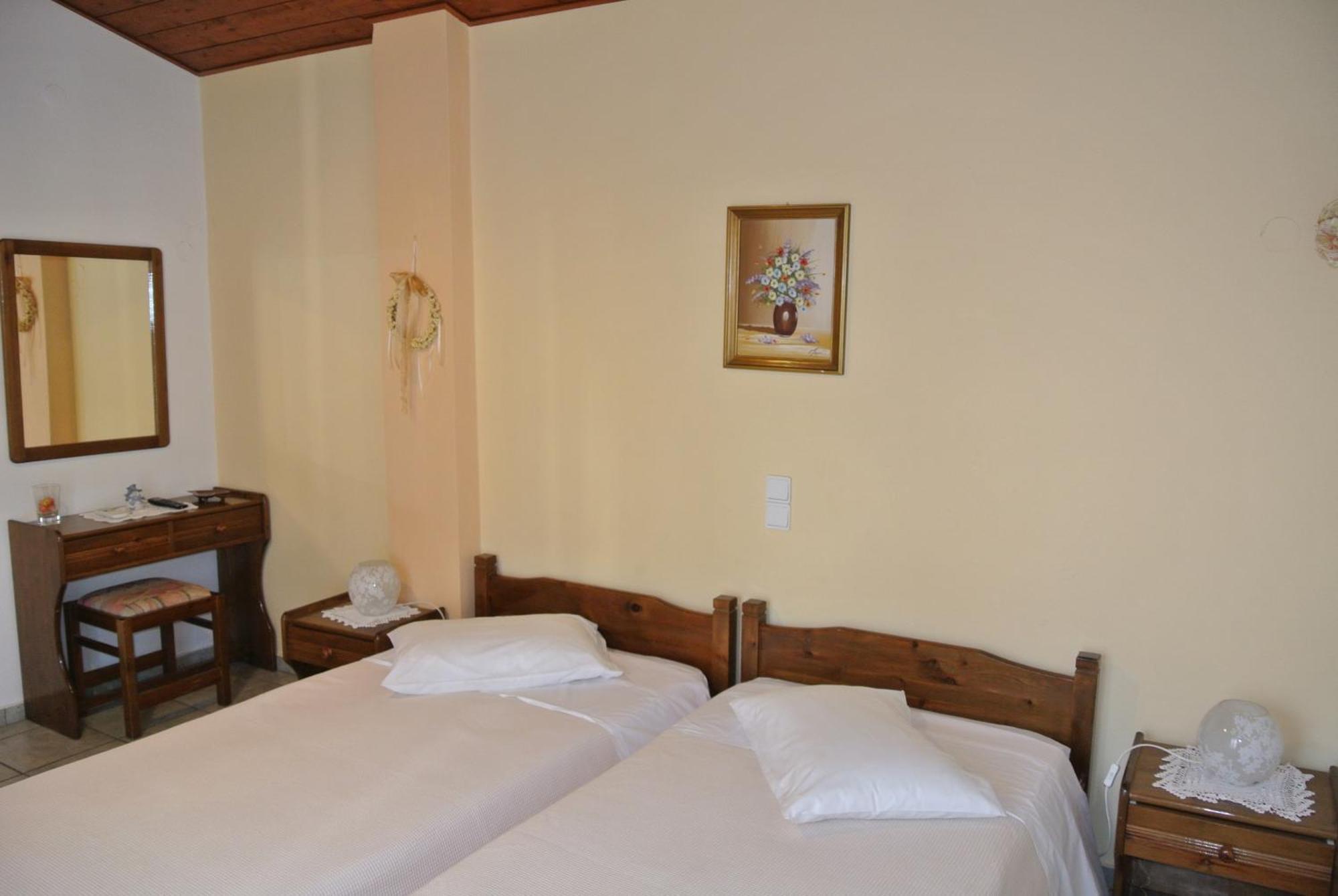 Meltemi Aparthotel Mpatsi Buitenkant foto