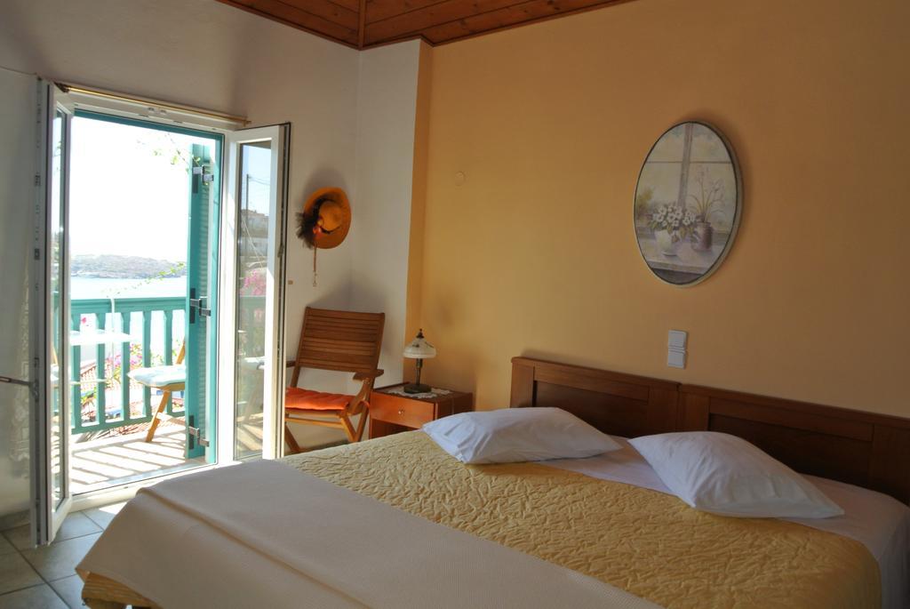 Meltemi Aparthotel Mpatsi Buitenkant foto