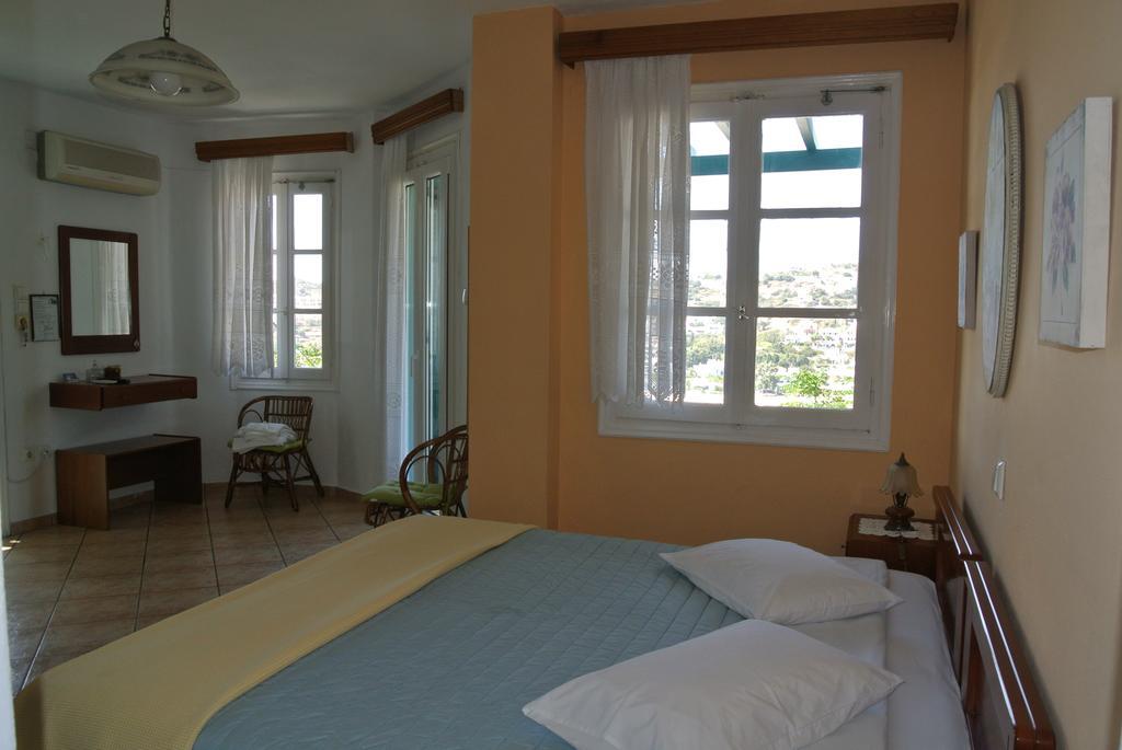 Meltemi Aparthotel Mpatsi Buitenkant foto
